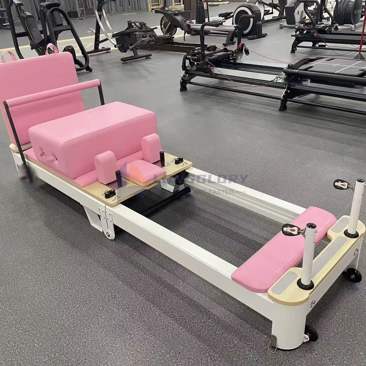 Pilates-Anfänger: Die fünf wesentlichen Pilates-Geräte verstehen